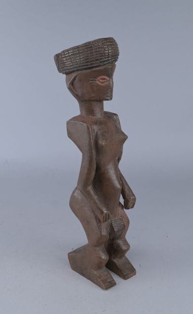 Chokwe female figure, DR Congo / Angola,...