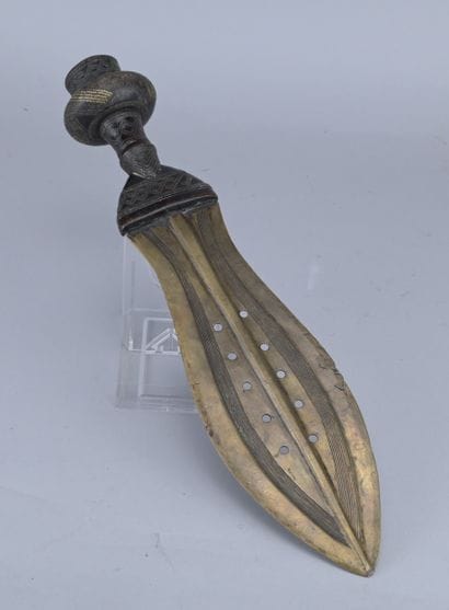 Couteau Ikula Kuba à lame en laiton, vers...