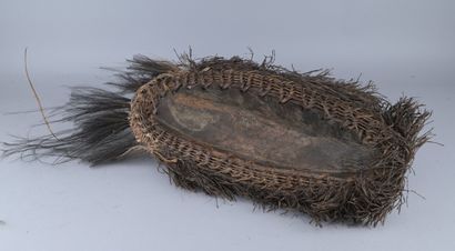 Masque Sepik à plumes, Papouasie-Nouvelle-Guinée

Masque...