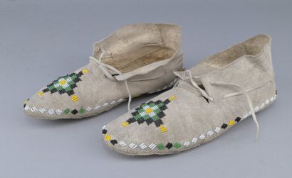 North American beaded moccasins, early 20th...