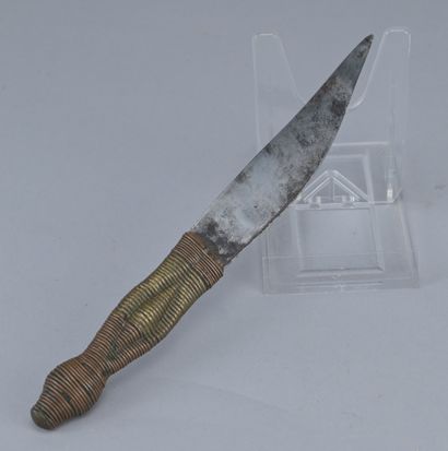 Hungaan knife with a wrapped handle, early...
