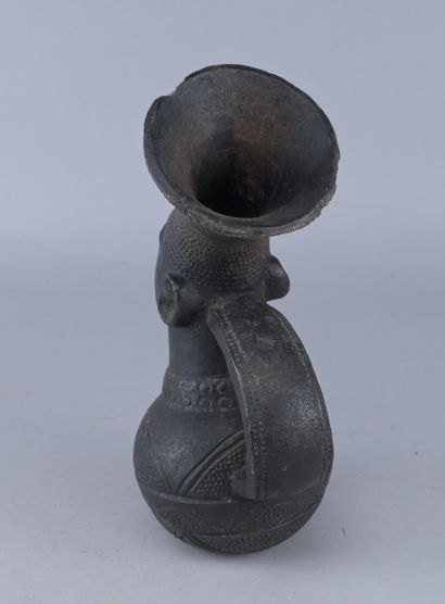 Mangbetu anthropomorphic jug - Democratic...