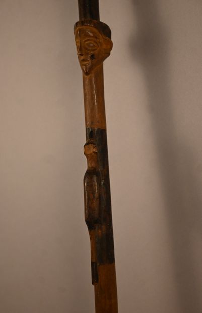 Bâton Yaka sculpté – RD Congo – première...