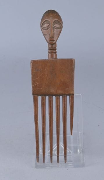 Akan Janiform comb - Ghana - first half of...