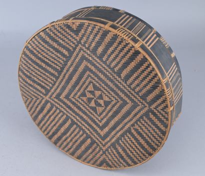 Circular wickerwork box - Vietnam - mid 20th...