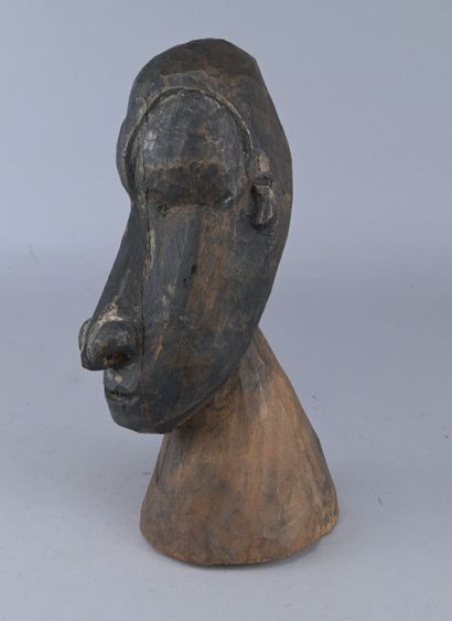 Ancestral bust - Sepik River (Keram) region,...