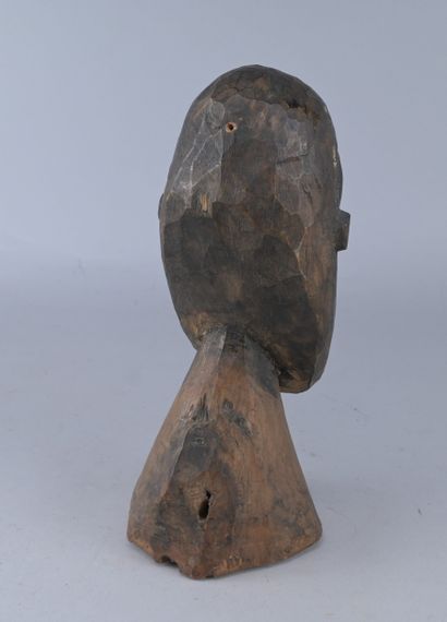 Ancestral bust - Sepik River (Keram) region,...