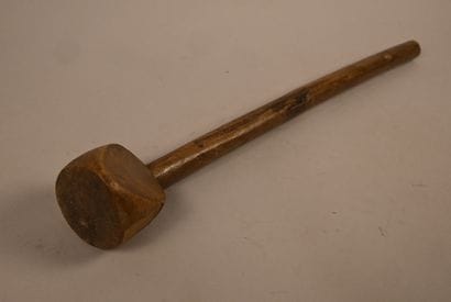 Zulu knobkerrie - South Africa - first half...