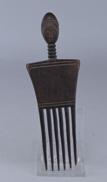 Akan anthropomorphic comb - Ghana - first...