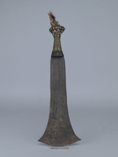 Konda knife with a flared blade, 20th century

A...