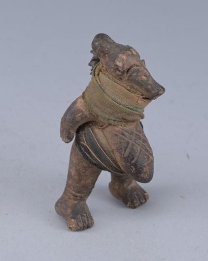 Anthropomorphic terracotta figure - Cameroon...