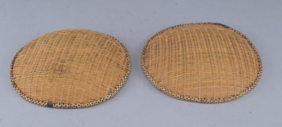Pair of Igiseke Tutsi woven trays - Rwanda...
