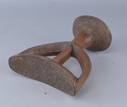 Wooden headrest - Horn of Africa, probably...