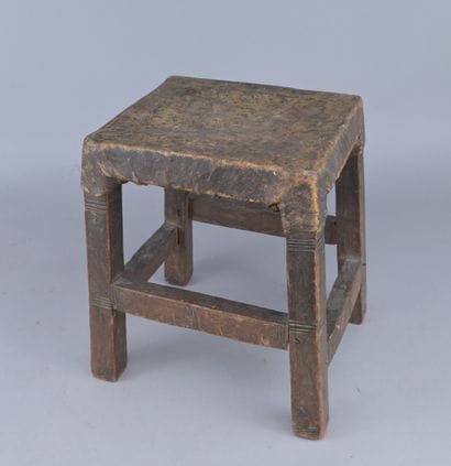 Small Chokwe stool, early 20th century

A...