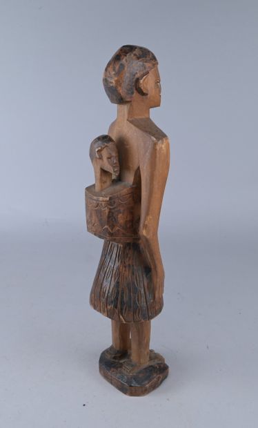 Bembe maternity statue - Democratic Republic...