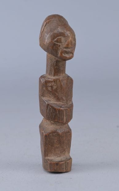 Songye figure - DR Congo - first half 20th...