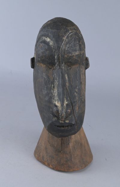 Ancestral bust - Sepik River (Keram) region,...