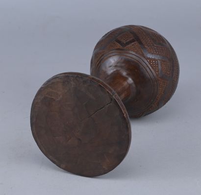 Kuba Bowl on a Foot, Democratic Republic...