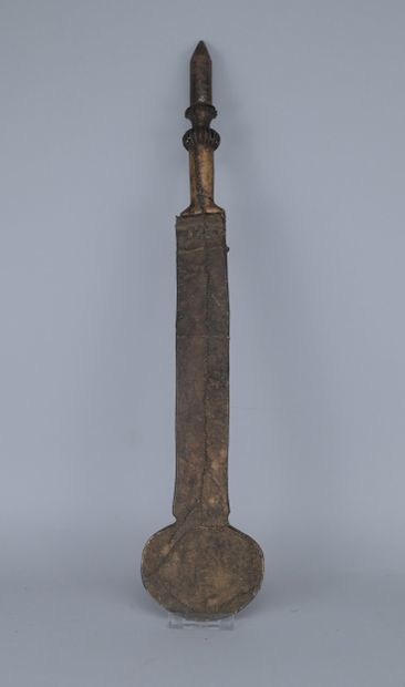Yaka Knife with Sheath, 20th century

A Yaka...