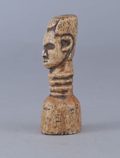 Stylized male head - Dengese, DR Congo, first...