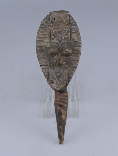 Decorative reliquary figure, Kota-Sango,...