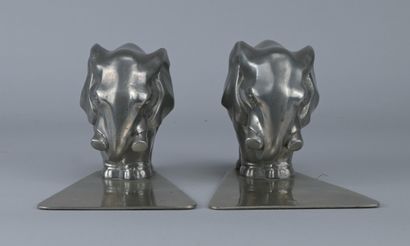 Pair of Elephant Bookends – Gero

A rare...