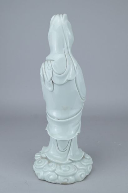 Guanyin in Blanc de Chine porcelain, 18th...