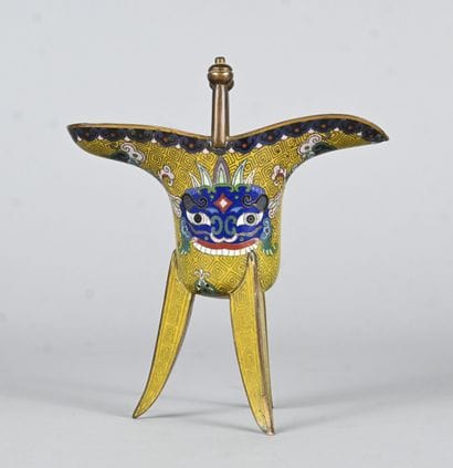 Jue-type ritual bowl in cloisonné bronze,...