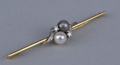 14K Gold Brooch with Pearls and Diamonds

A...