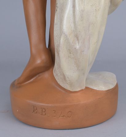 Large ceramic nude of a woman, signed B.B.

A...