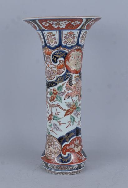 Imari Vase – Porcelain – Japan, late 19th...