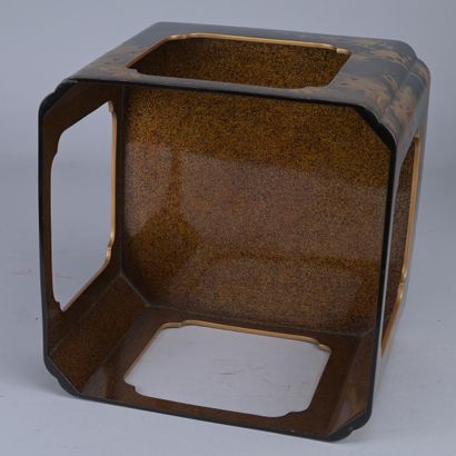 Japanese lacquer display case “Tsuru to Reishi,”...