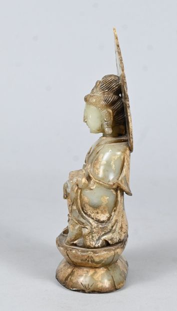 Jadeite statuette representing Guanyin seated...