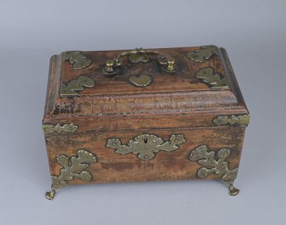 Coffret en bois et laiton, XIXe siècle

Coffret...