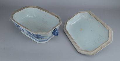 Blue-and-white Chinese tureen, Qianlong period,...