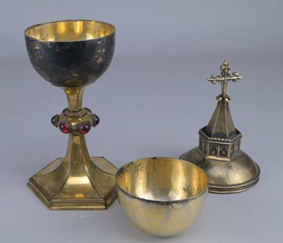 Gothic-style silver and gilded copper ciborium,...