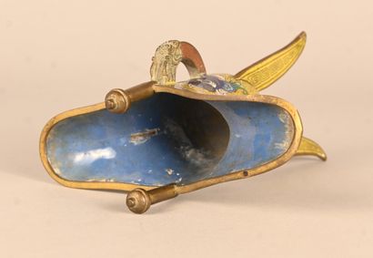 Jue-type ritual bowl in cloisonné bronze,...