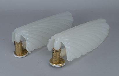 Pair of white Murano glass wall sconces

Pair...