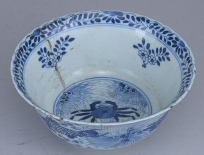 Blue-and-White Chinese Bowl with a Crab Design,...