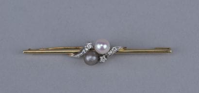 14K Gold Brooch with Pearls and Diamonds

A...