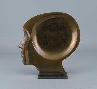 Raf Verjans, Bronze Sculpture-Bowl

A bronze...