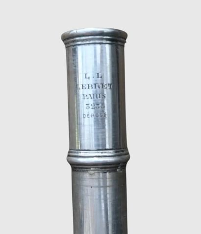 Lebret Transverse Flute, Paris, No. 3235

Boehm-system...