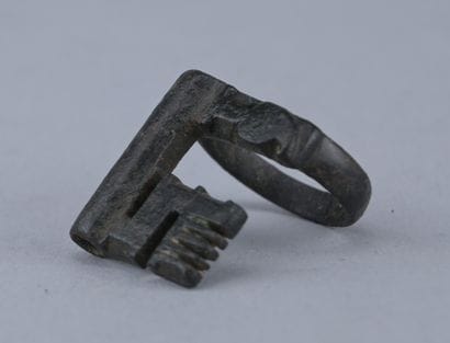 Roman bronze key ring, 1st–4th century

Roman...