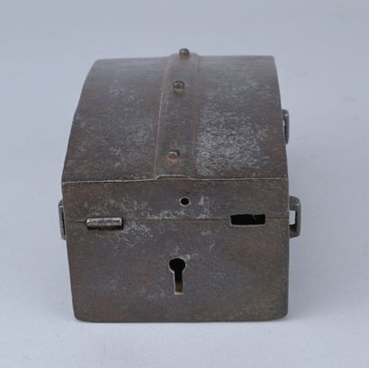 Wrought-iron chest, 17th century

A small...