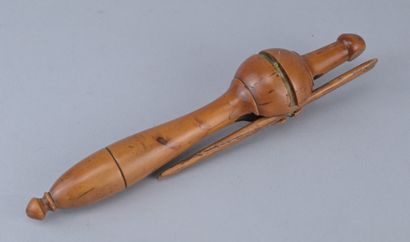 19th-Century Turned Boxwood School Clicker

A...