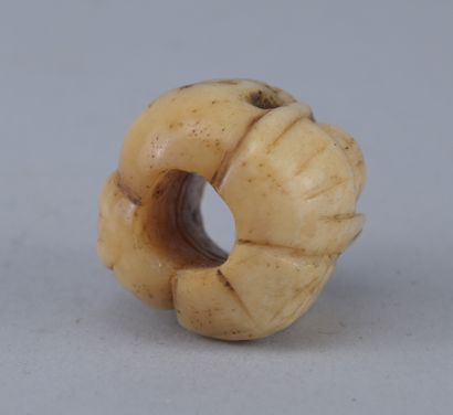 Memento Mori Rosary Bead with Four Faces

A...