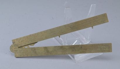 Cadot Proportion Compass, Paris 1740

Folding...