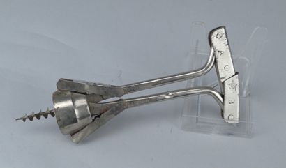 Moët & Chandon Corkscrew, early 20th century

Mechanical...