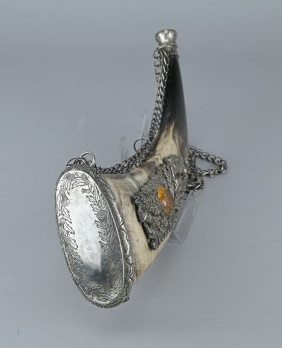 Scottish snuffbox made of horn, silver, and...