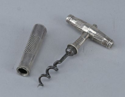 Silver pocket corkscrew, 18th century

Silver...